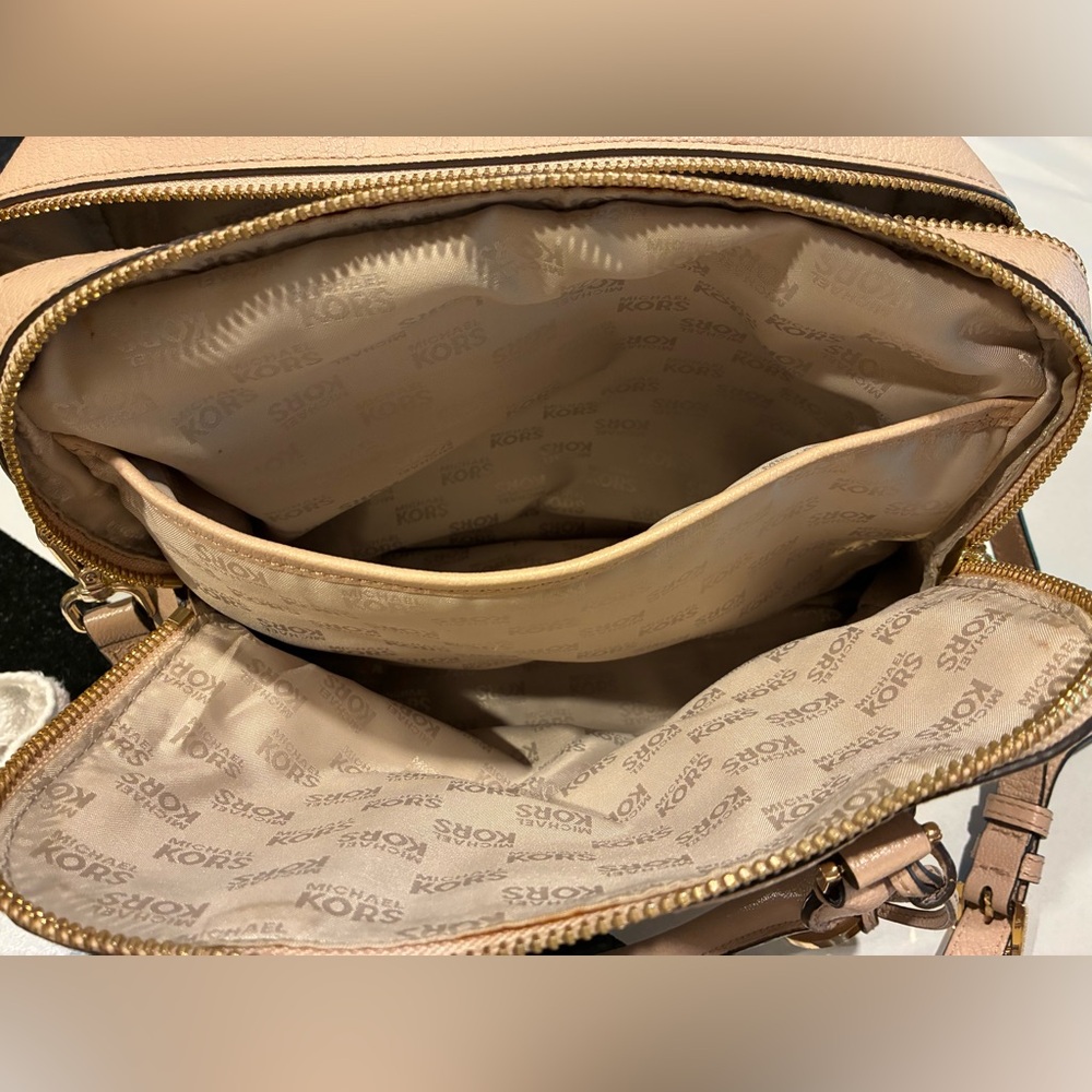 Michael Kors Double Zip Satchel  Crossbody And Double Handle Beige - Picture 7 of 16